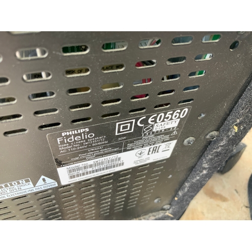 299 - Philips Fidelio Speakers