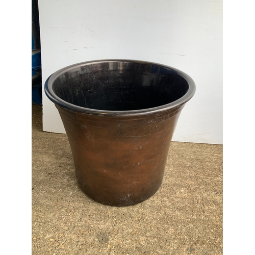 43 - Large Planter