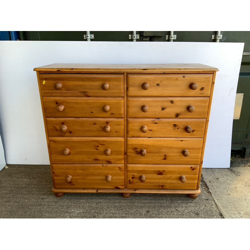 601 - Pine Ten Drawer Chest of Drawers