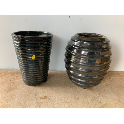 58 - 2x Glazed Planters