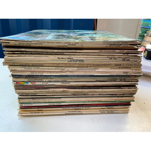 393 - Quantity of LP Records