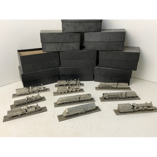 264 - Boxed Royal Hampshire Art Foundry Train Models