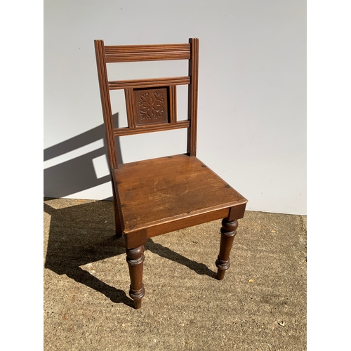 275 - Hall Chair