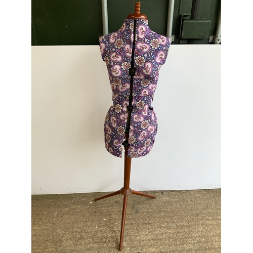 784 - Dressmakers Mannequin