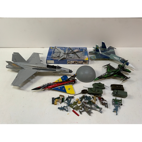 194 - Model Aeroplanes etc