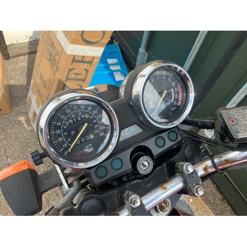 20A - Kawasaki, ER 500 Motorcycle - Direct from Deceased Estate for Sale on Behalf of the Executor - Not B... 