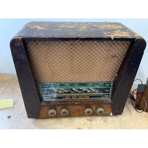 353 - Vintage Radio