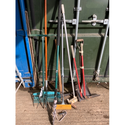 180 - Garden Tools