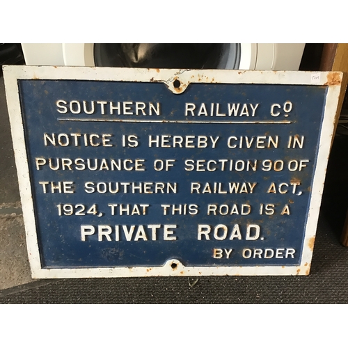 967 - Southern Railway Co Cast Iron Sign - Private Road - 27”x 19”