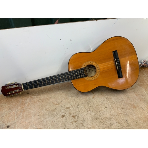 956 - Acoustic Guitar