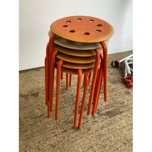 92 - Stacking Stools