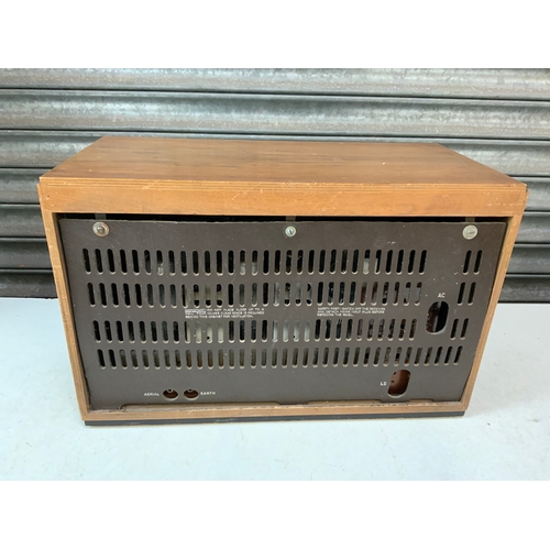 448 - Pye T21 Valve Radio