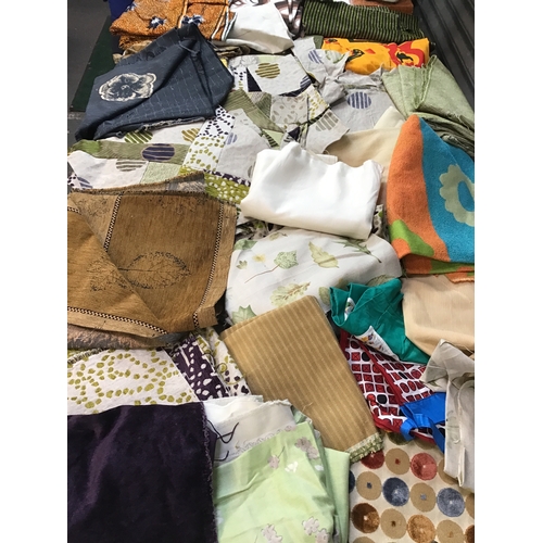 616 - Various Sized Vintage Fabric