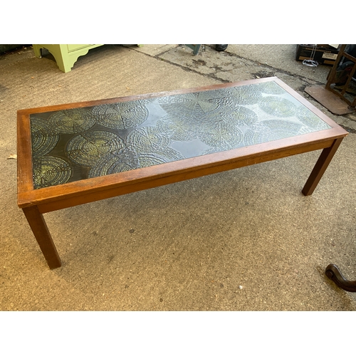 619 - Retro Coffee Table