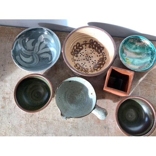 385 - Studio Pottery