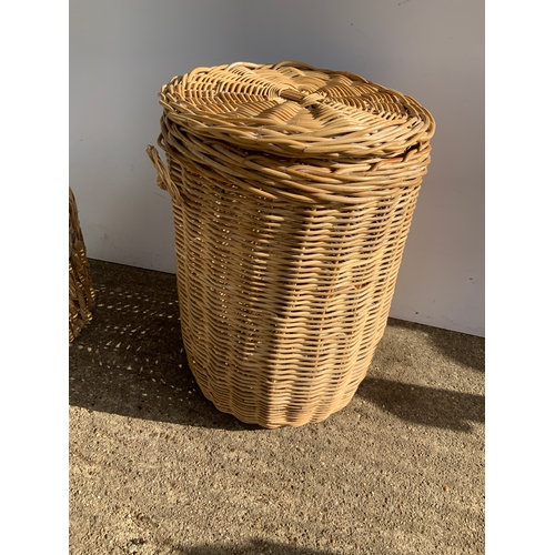 607 - Laundry Basket