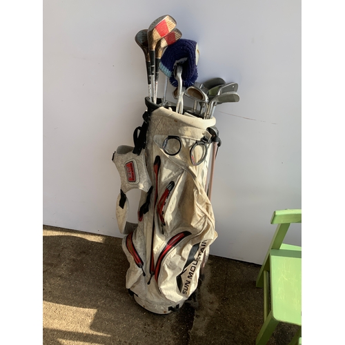 23 - Golf Bag and Clubs