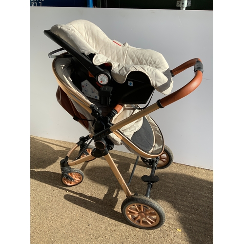 705 - Pushchair