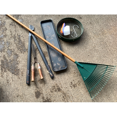 26 - Garden Tools etc