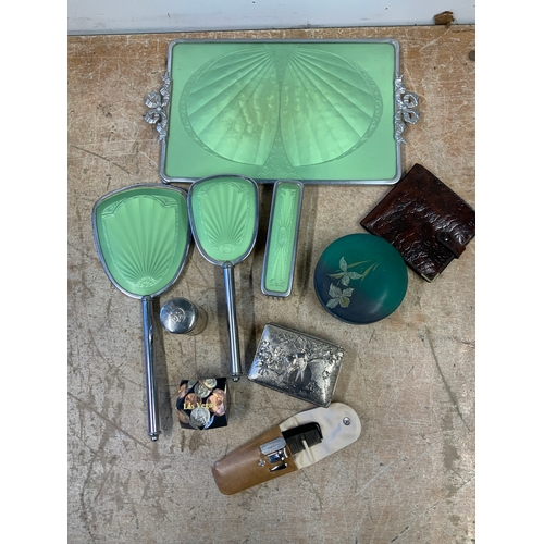 513 - Dressing Table Set etc