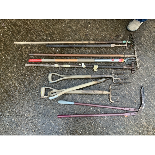 25A - Garden Tools