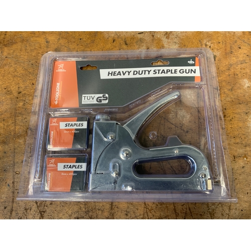 976 - Heavy Duty Staple Gun