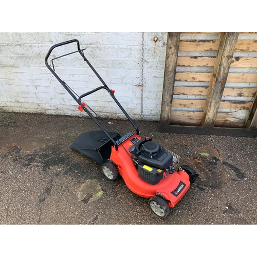 34 - Sovereign Petrol Lawnmower - Working