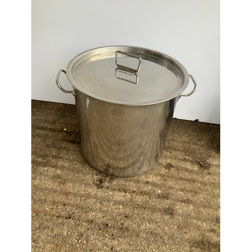 9 - Stainless Steel Stockpot