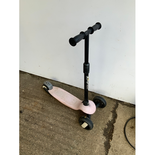 109 - Scooter