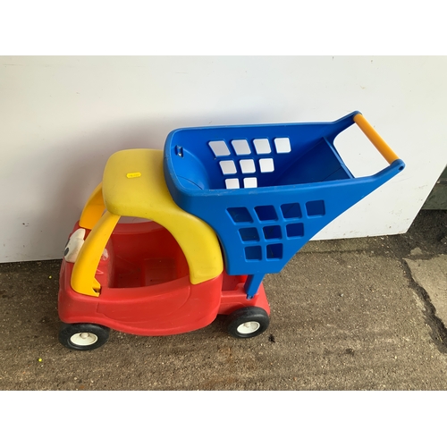 68 - Childs Trolley