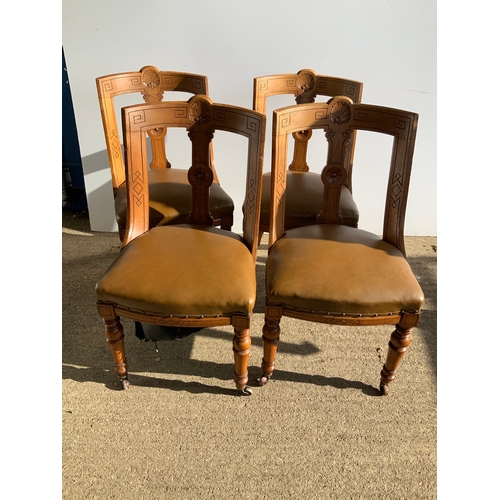 259 - 4x Oak Dining Chairs