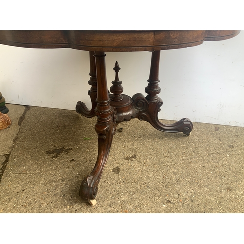 726A - Victorian Mahogany and Walnut Breakfast Table