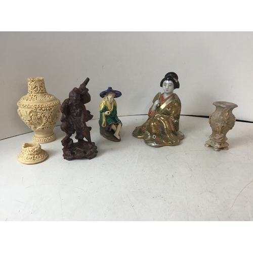 839 - Oriental Figurines etc