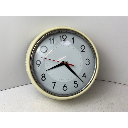 423 - Modern Kitchen Clock