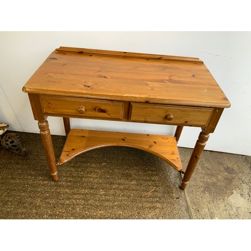 580 - Pine Dressing Table