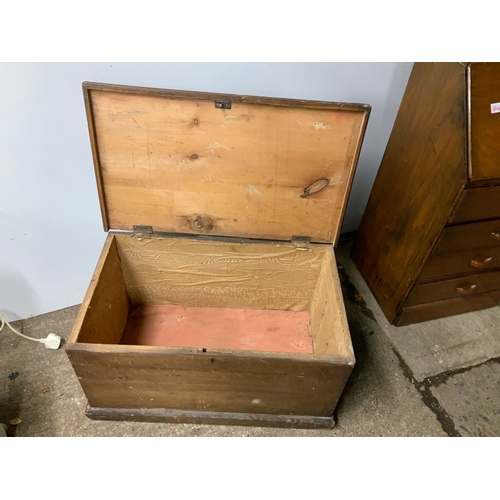 640 - Pine Box