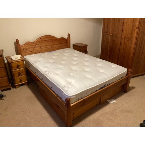 134 - Pine Double Bed