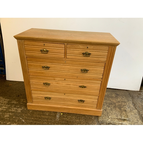 720 - Chest of Drawers