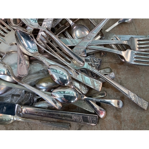 477 - Cutlery