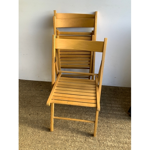 620 - Folding Chairs