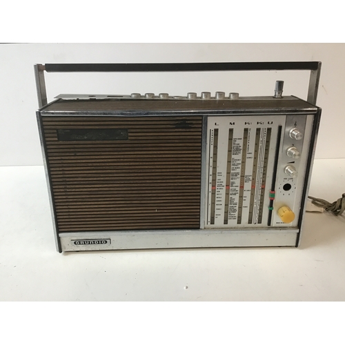 386 - Grundig Radio