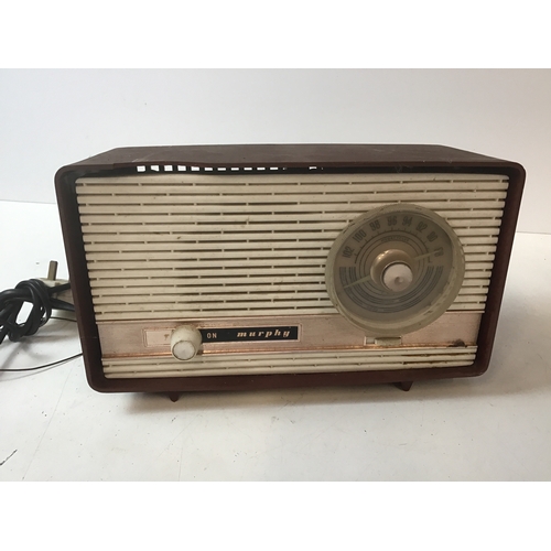 147 - Vintage Murphy Radio