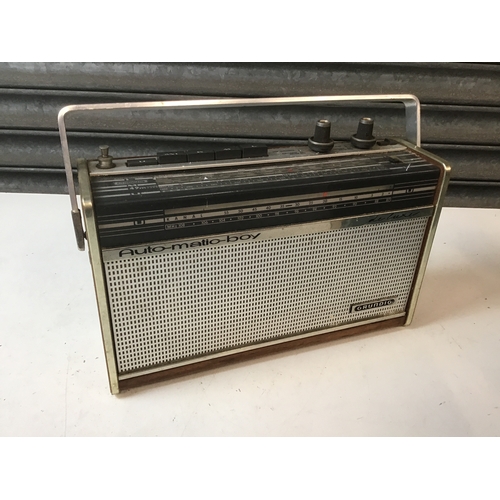 484 - Vintage Grundig Radio