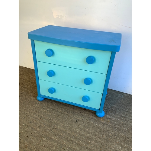 581 - Chest of Drawers