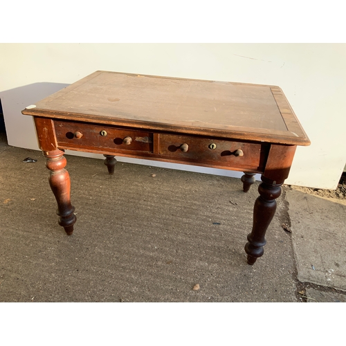 595 - Mahogany Desk