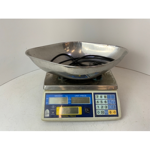 928 - Shop Scales