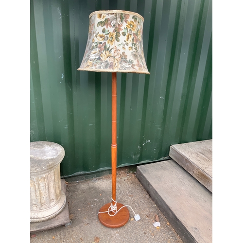 498 - Standard Lamp