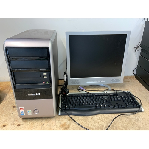 638 - Packard Bell Computer