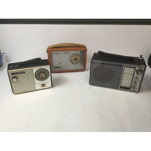 366 - 3x Vintage Radios