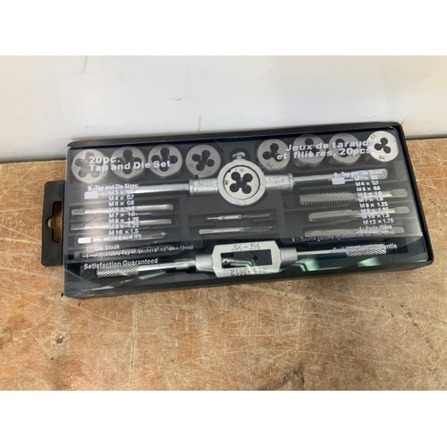 332 - Tap and Die Set